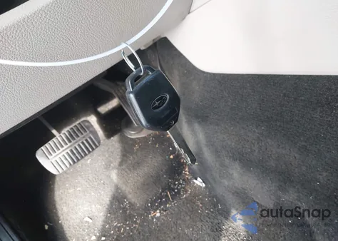 2013 Subaru Legacy 2.5I Premium из США, поврежденный, VIN 4S3BMBB67D3031714